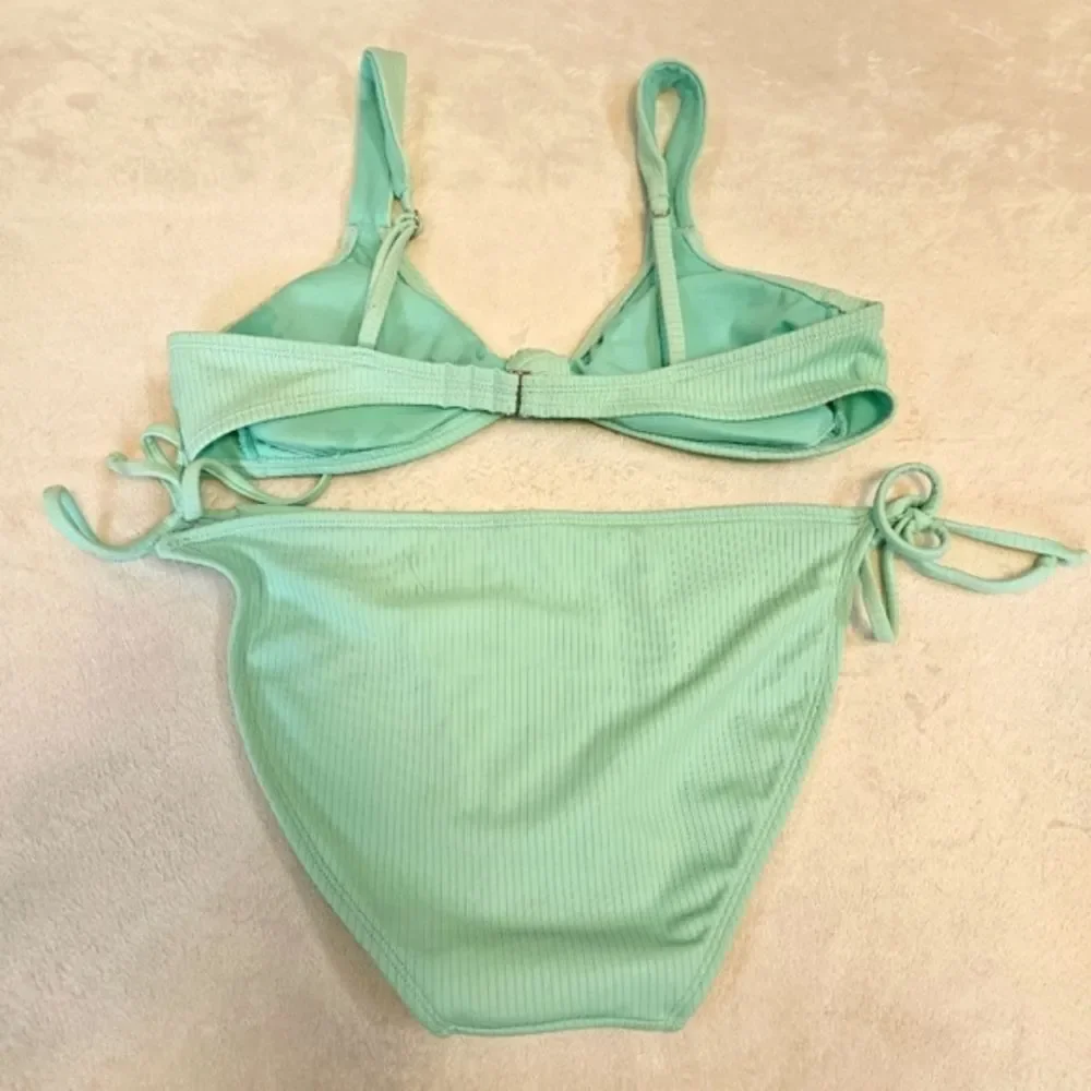 Xhilaration stylish mint